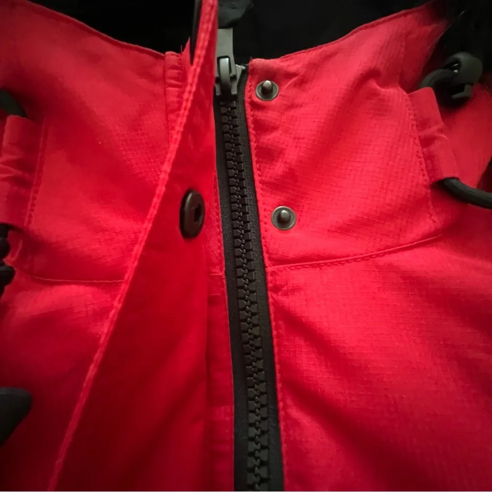 Women's Bold Red Ski & Snow Jacket - Picture 4 of 11